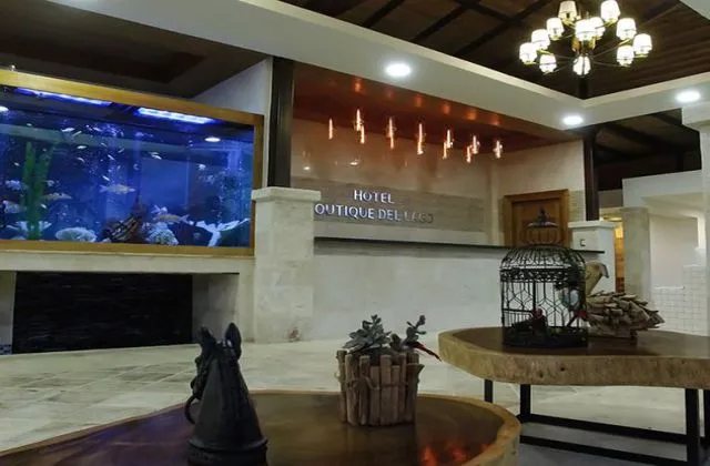 Hotel Boutique Del Lago lobby